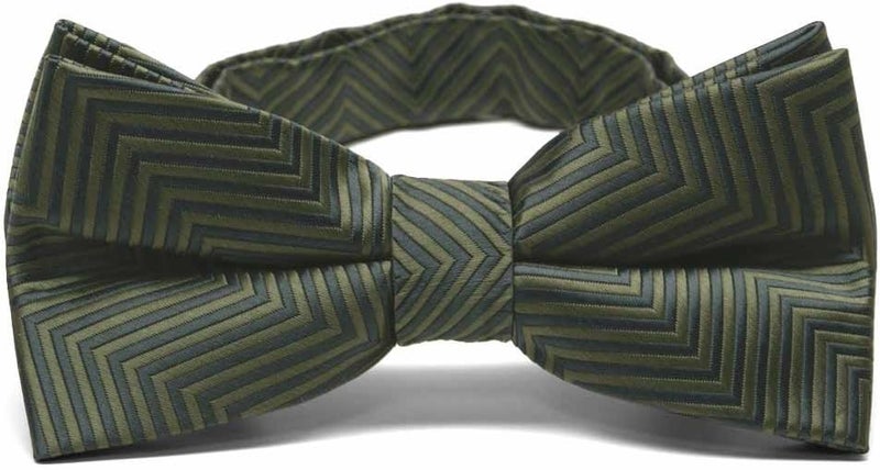 tiemart Pre-Tied Adjustable Men's Band Collar Bow Tie - Image 1